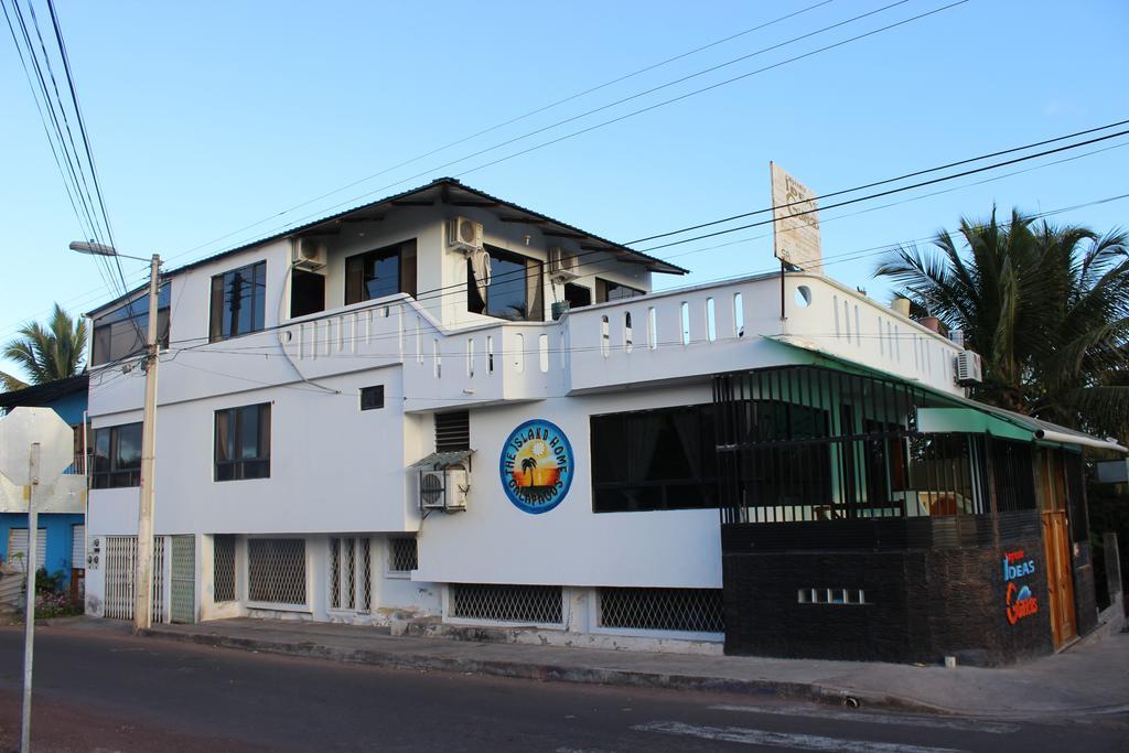 The Island Home Puerto Ayora  Exterior photo